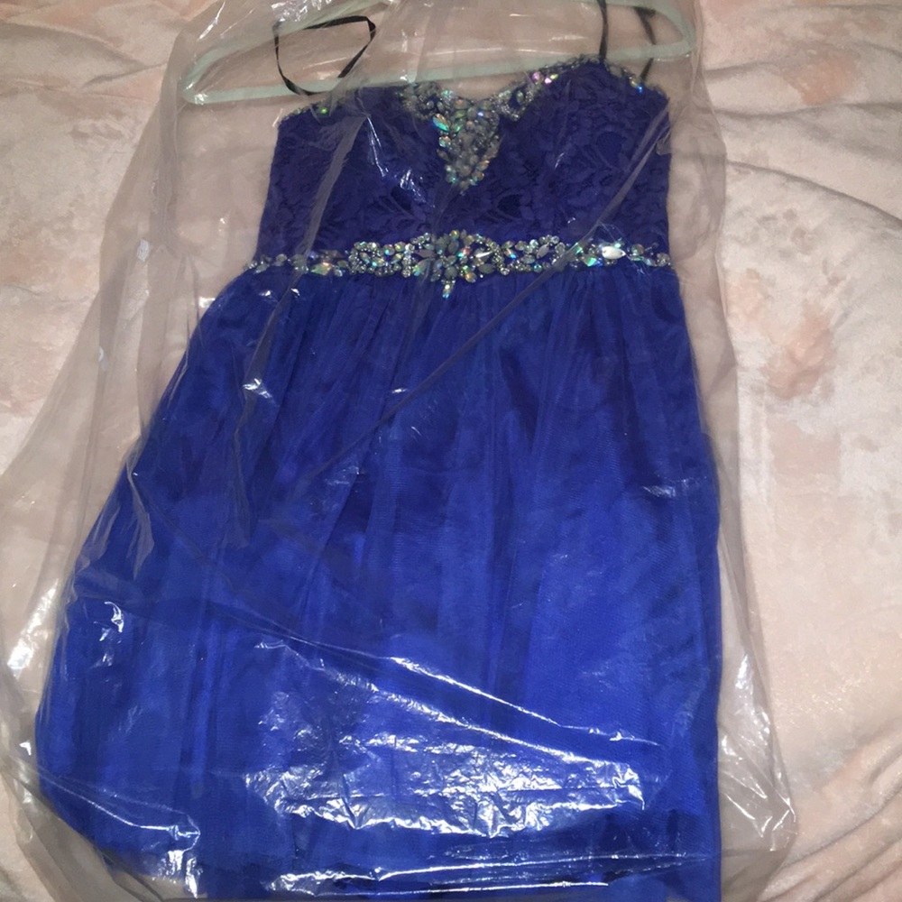 Women’s semi formal dress